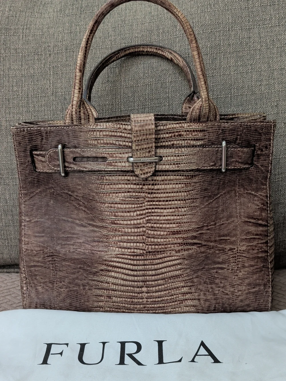 Furla Textured Brown Leather Structured Handbag w COA - Picture 3 of 10